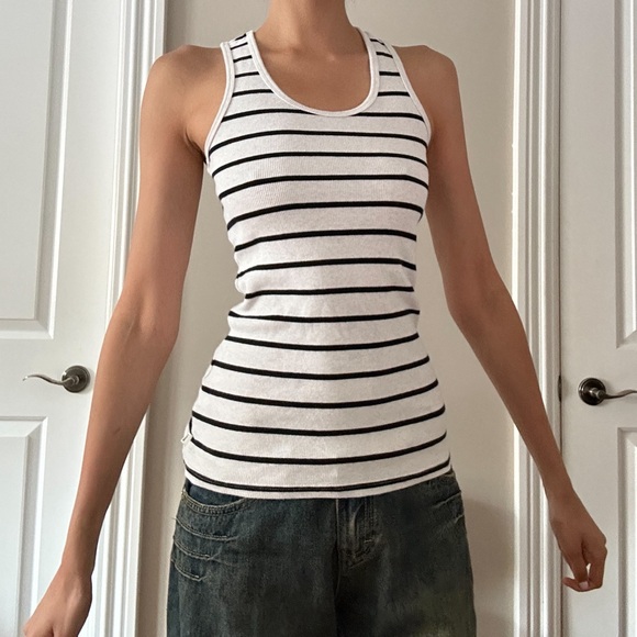 TNA Aritzia striped tank top - Picture 2 of 8